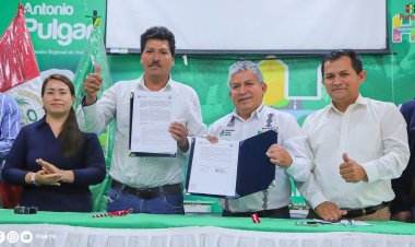 GORE FIRMA CONVENIOS CON ALCALDES PARA PROYECTOS DE INVERSIÓN